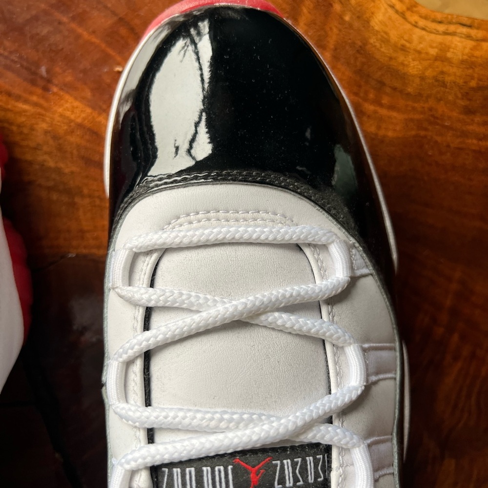 2020
Air Jordan 11 Retro Low 'Concord-Bred' size 13 - Picture 6 of 6